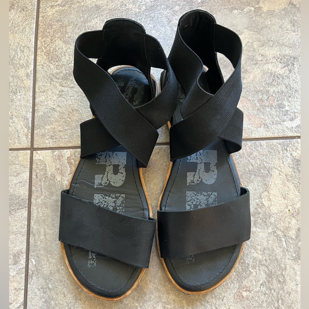 Sorel Black Sandals- Size 9